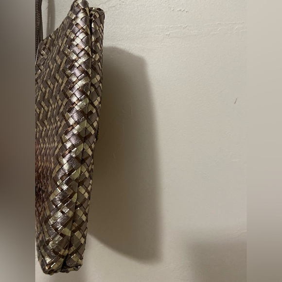 Elliot Lucca~Vtg~Metallic~Bronze/Gold/Taupe~Woven~Soft Leather~Crossbody~Handbag - Picture 13 of 16